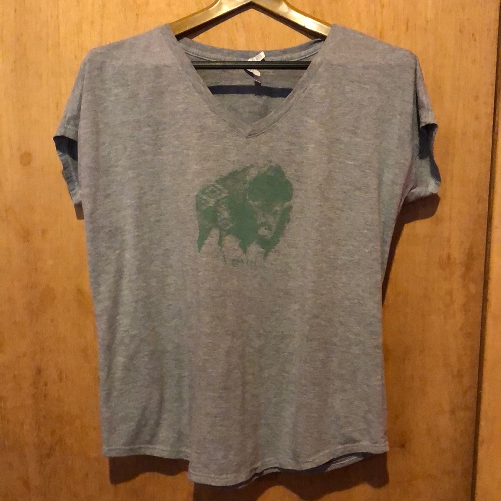 Smith Optics ~ W’ s/s cap sleeve Bison Tee ~ Lrg